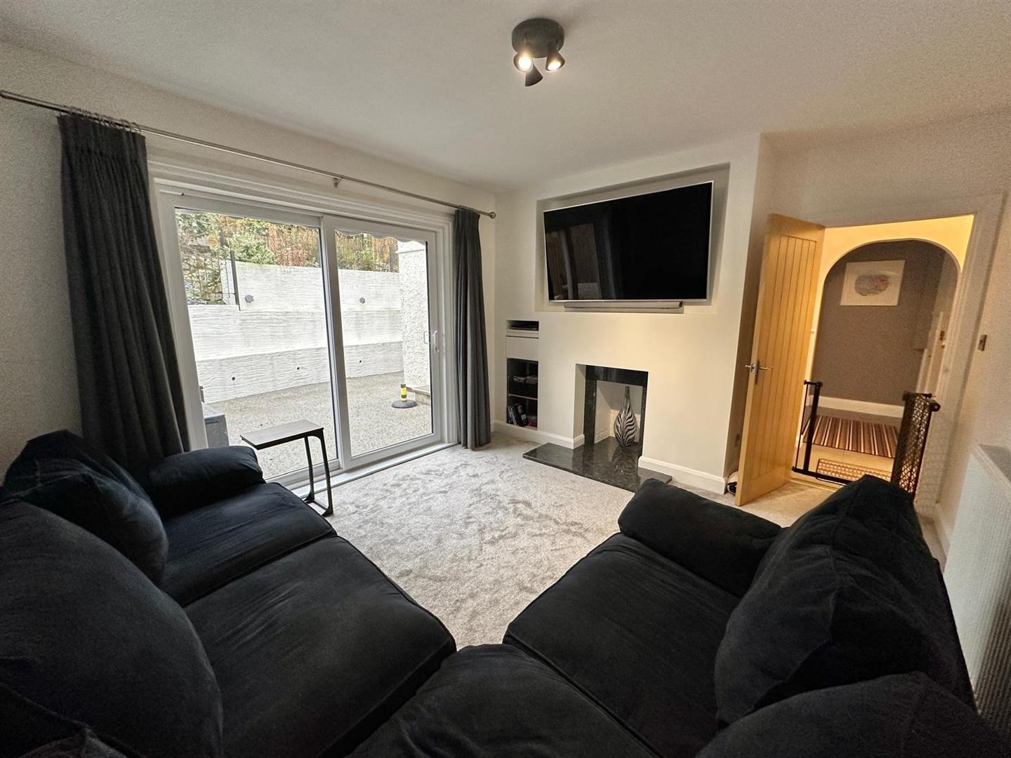Tregolls Road, Truro